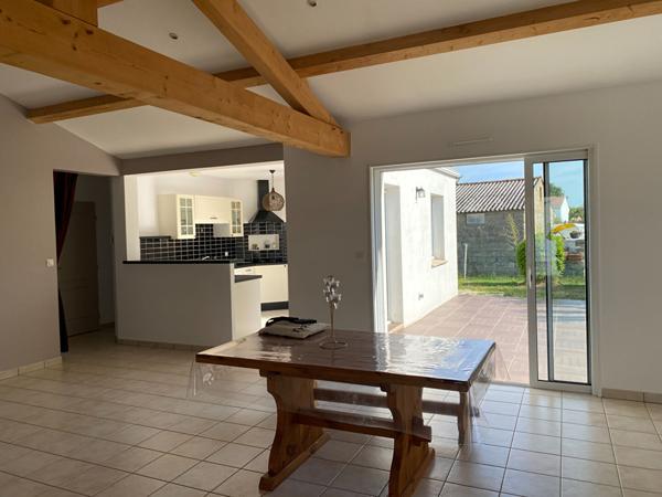 Maison Le Fenouiller 4 pièce(s) 103 m2