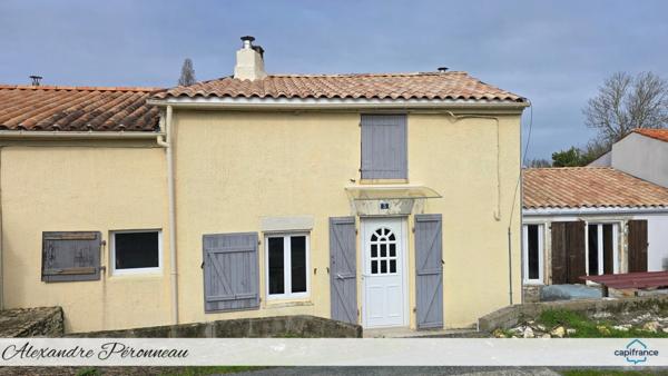 🏡 Maison de ville rénovée avec jardin – Proche La Rochelle – Secteur Usseau