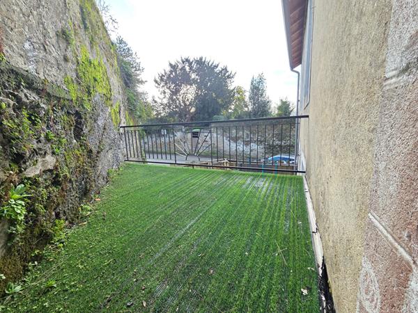 Maison en pierre ENTIÈREMENT RÉNOVÉE