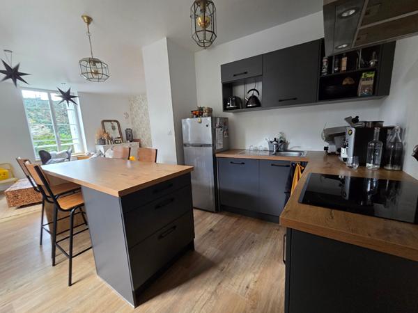 Maison en pierre ENTIÈREMENT RÉNOVÉE