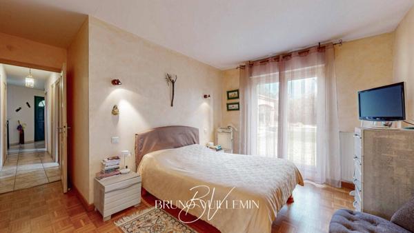 VILLA D'ARCHITECTE 186m2 Hab. / SECTEUR RESIDENTIEL