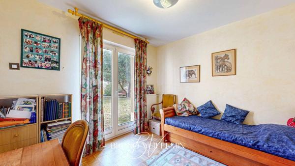 VILLA D'ARCHITECTE 186m2 Hab. / SECTEUR RESIDENTIEL