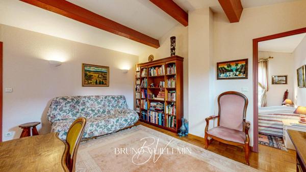 VILLA D'ARCHITECTE 186m2 Hab. / SECTEUR RESIDENTIEL