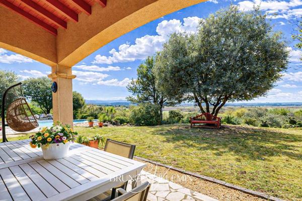 VILLA D'ARCHITECTE 186m2 Hab. / SECTEUR RESIDENTIEL