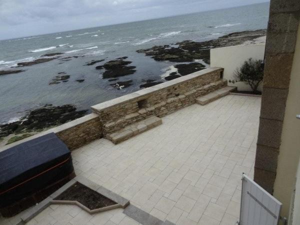 Située au cœur de  Piriac villa du 19e siècle .