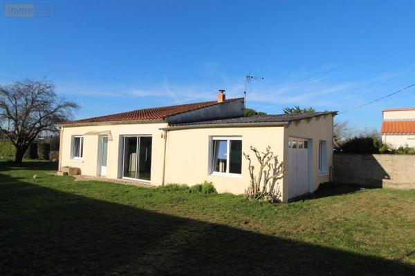 Maison à vendre à Saintes en Charente-Maritime (17100), ref : 17111-631