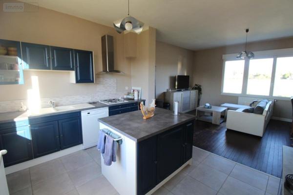 Maison à vendre à Saintes en Charente-Maritime (17100), ref : 17111-631