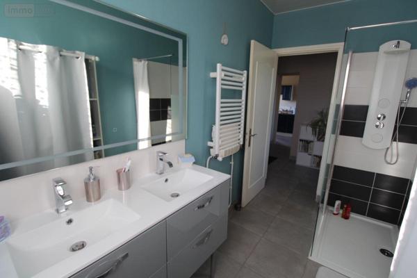 Maison à vendre à Saintes en Charente-Maritime (17100), ref : 17111-631