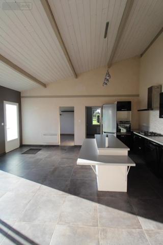 Maison à vendre à Saintes en Charente-Maritime (17100), ref : 17111-631