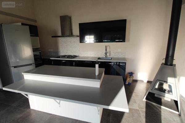 Maison à vendre à Saintes en Charente-Maritime (17100), ref : 17111-631