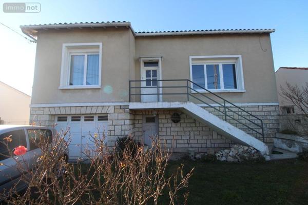 Maison à vendre à Saintes en Charente-Maritime (17100), ref : 17111-631