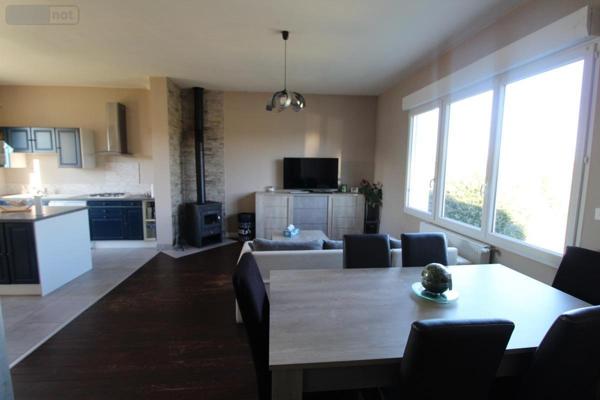 Maison à vendre à Saintes en Charente-Maritime (17100), ref : 17111-631