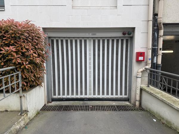 Parking couvert à vendre – Proche Ménilmontant