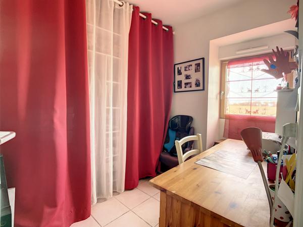 Charmante longère rénovée avec soin à Saint-Méloir-des-Ondes 127m2