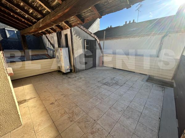 Local commercial + logement indépendant – cœur de Joigny, bâtiment historique