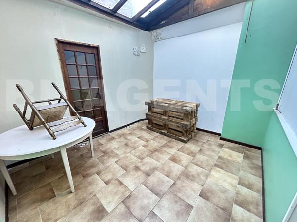 Local commercial + logement indépendant – cœur de Joigny, bâtiment historique