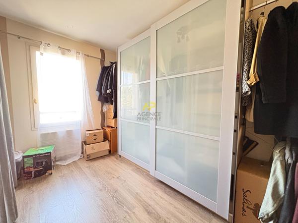 Champs Guillaume - 6 chambres 525 000 € **  - Référence  2047