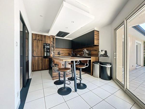 Maison à vendre |  Libourne |  7 pièces | 192 m²
