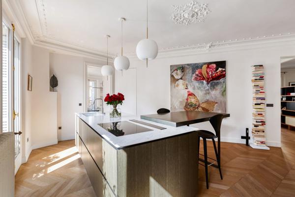 Vente Appartement de luxe Paris 7 4 Pièces 130 m²
