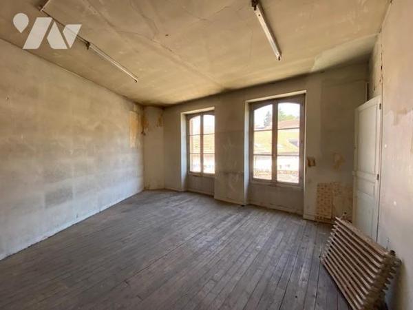 Saint Remi : Appartement de 2 pièces à aménager 