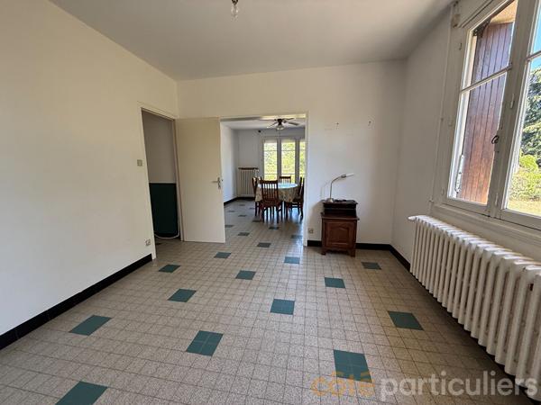 Vente
                Maison86 m² - 3 Pièces -
                    CHARENTON DU CHER (18210)