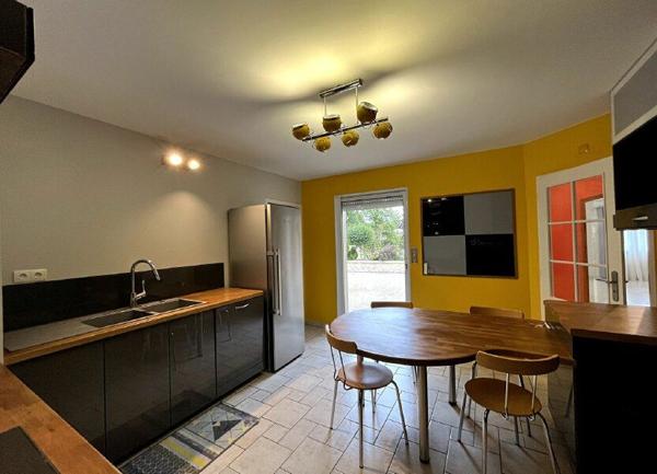 Maison à vendre    5 pièces •  Chauvigny