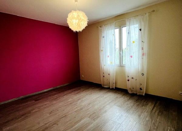 Maison à vendre    5 pièces •  Chauvigny