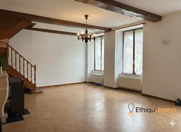 Duplex de 160 m² situé en plein centre d’Arc-en-Barrois