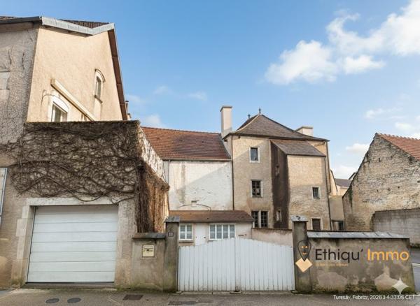 Duplex de 160 m² situé en plein centre d’Arc-en-Barrois