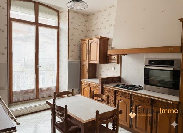 Duplex de 160 m² situé en plein centre d’Arc-en-Barrois