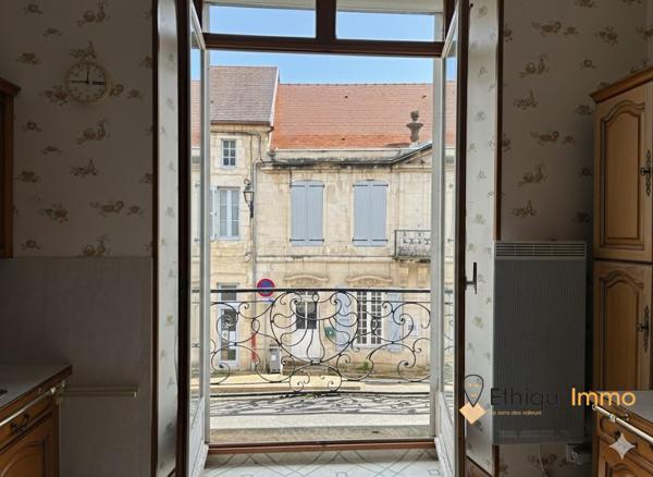 Duplex de 160 m² situé en plein centre d’Arc-en-Barrois
