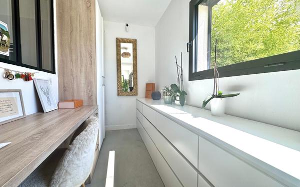 Maison à vendre    7 pièces • 180 m2 Salon-de-Provence