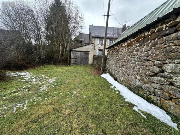 Maison à vendre à Neuvéglise-sur-Truyère dans le Cantal (15100), ref : 15046-66