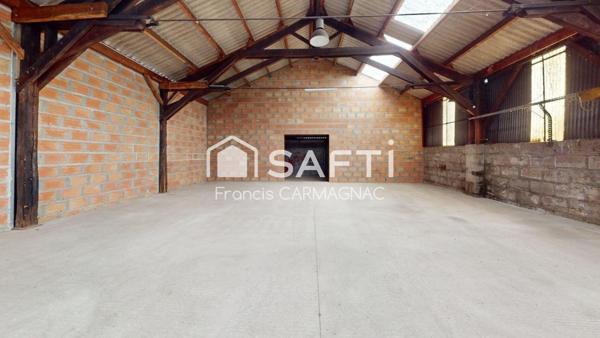 Garage 13 places de parking ou entrepôt 303 m²