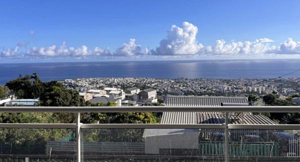 Appartement en Duplex NEUF - T5 120 m² - Bellepierre / St Denis