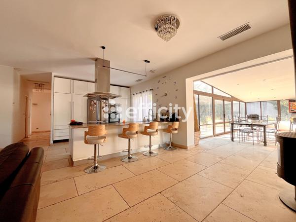 Maison 7 pièces - 305 m² Bien prestige