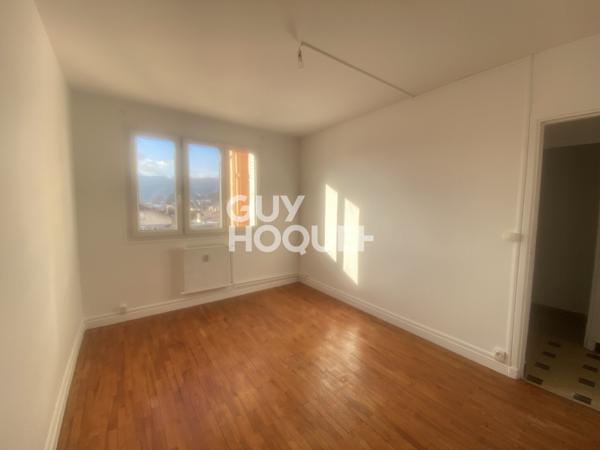 APPARTEMENT À LOUER DE 4 PIÈCES DE 82,00 M²