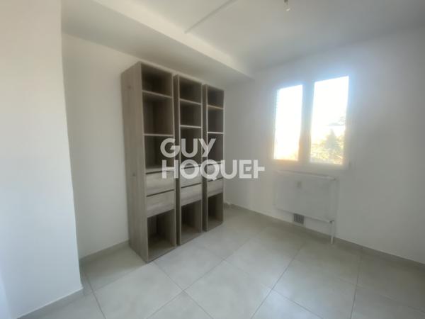 APPARTEMENT À LOUER DE 4 PIÈCES DE 82,00 M²