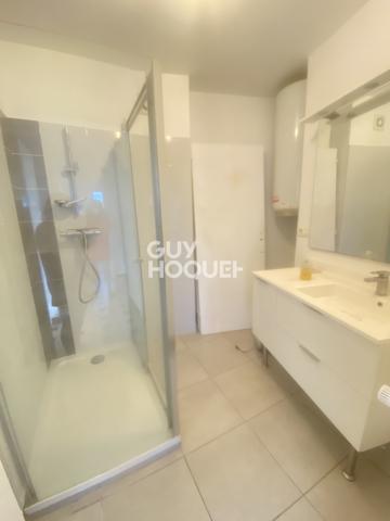 APPARTEMENT À LOUER DE 4 PIÈCES DE 82,00 M²