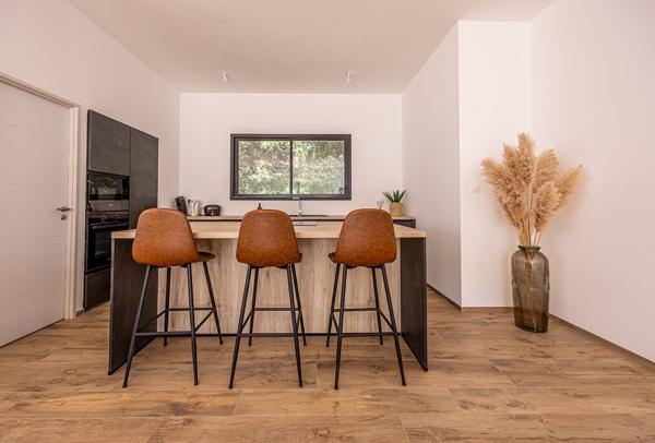 EXCLUSIVITÉ  - MAISON NEUVE MEUBLÉE 170 M²  - 4 CHAMBRES  SAINT-LAURENT-DE-LA-PRÉE