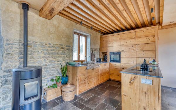 Maison à vendre    4 pièces • 90 m2 Saint-Didier-au-Mont-d'Or