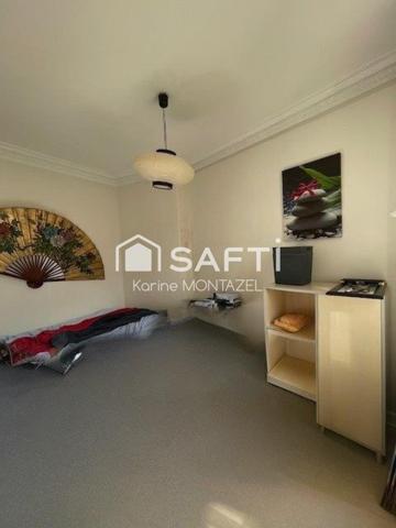 Centre ville, commerces et métro à proximité