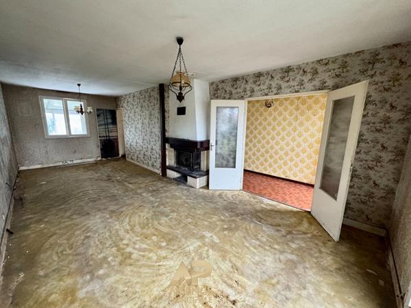 Maison à rénover - 4 pièces 85m2 - Aytré €243 000 ** - Référence JH671D1