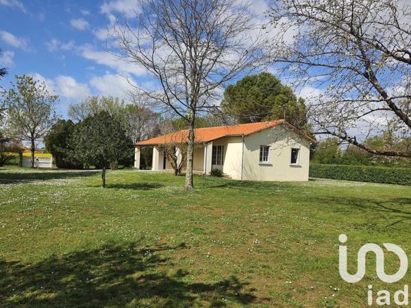 Maison 3 pièces de 85 m² à Landes (17380)