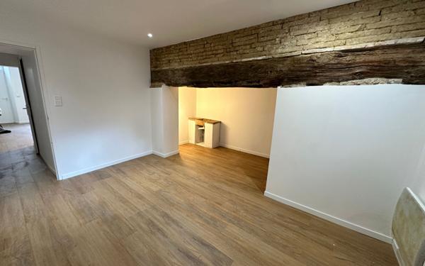 Appartement à louer    2 pièces •  Monclar-de-Quercy
