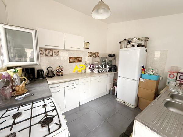 ARGENTEUIL Centre-Ville, Maison 5 pièces d'environ 74 m2 Carrez, 84m² au sol €374 900 ** - Référence 4475