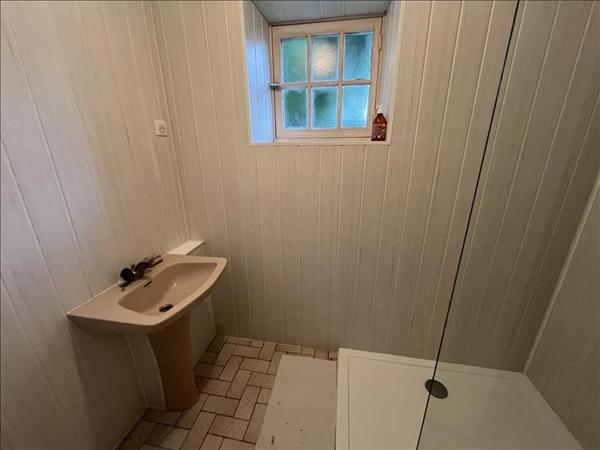 Maison à vendre |  Bazelat |  5 pièces | 104 m²