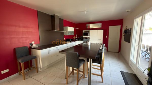 Vente
                Maison200 m² - 6 Pièces -
                    SAINT SEBASTIEN DE MORSENT (27180)