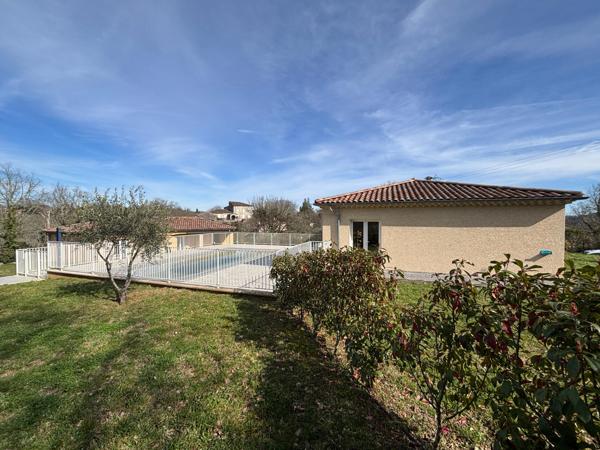 Superbe maison moderne avec piscine