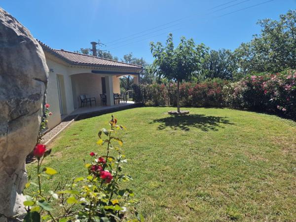 Superbe maison moderne avec piscine